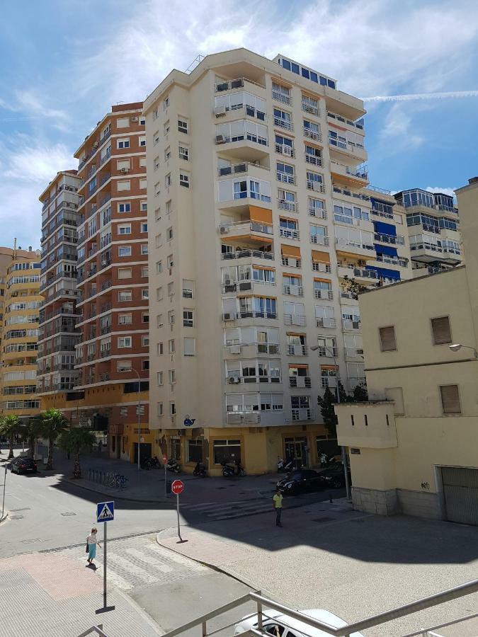 Apartamento Malaga Beach Apartamento Exterior foto